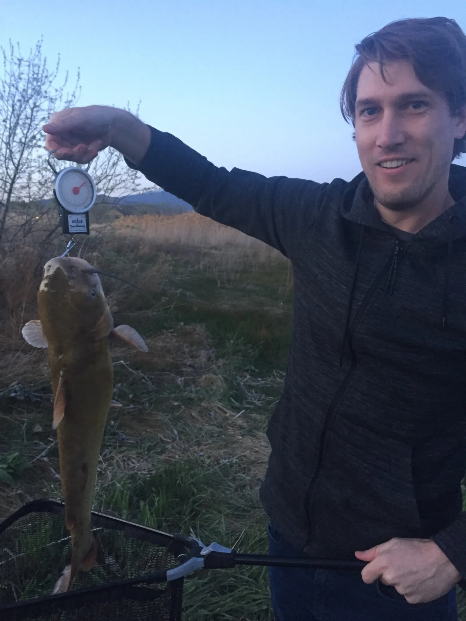Catfish Fishing for Beginners: The Summer Bank Angler's Complete Guide
